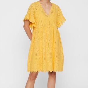 YASROSE‎ BRODERIE DRESS YELLOW SIZE SMALL